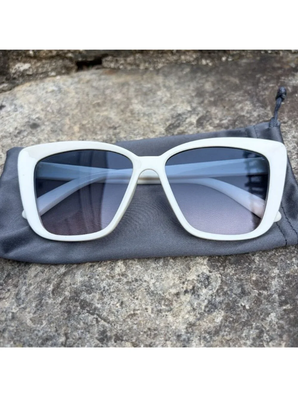 Vintage Cream Cat Eye Sunglasses Retro Oversized Mod Style Gradient Lenses NEW